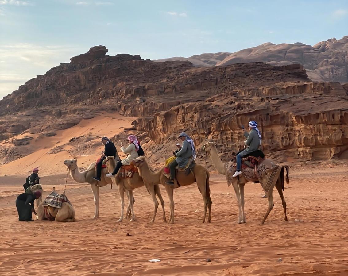 מלון וואדי רם مخيم جبل بردى Jabal Burdah Camp מראה חיצוני תמונה